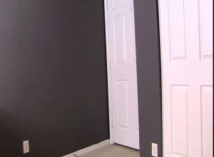 Красивая девушка до гола разделась и сделала минет